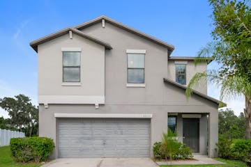 36125 Stable Wilk Avenue Zephyrhills, FL 33541